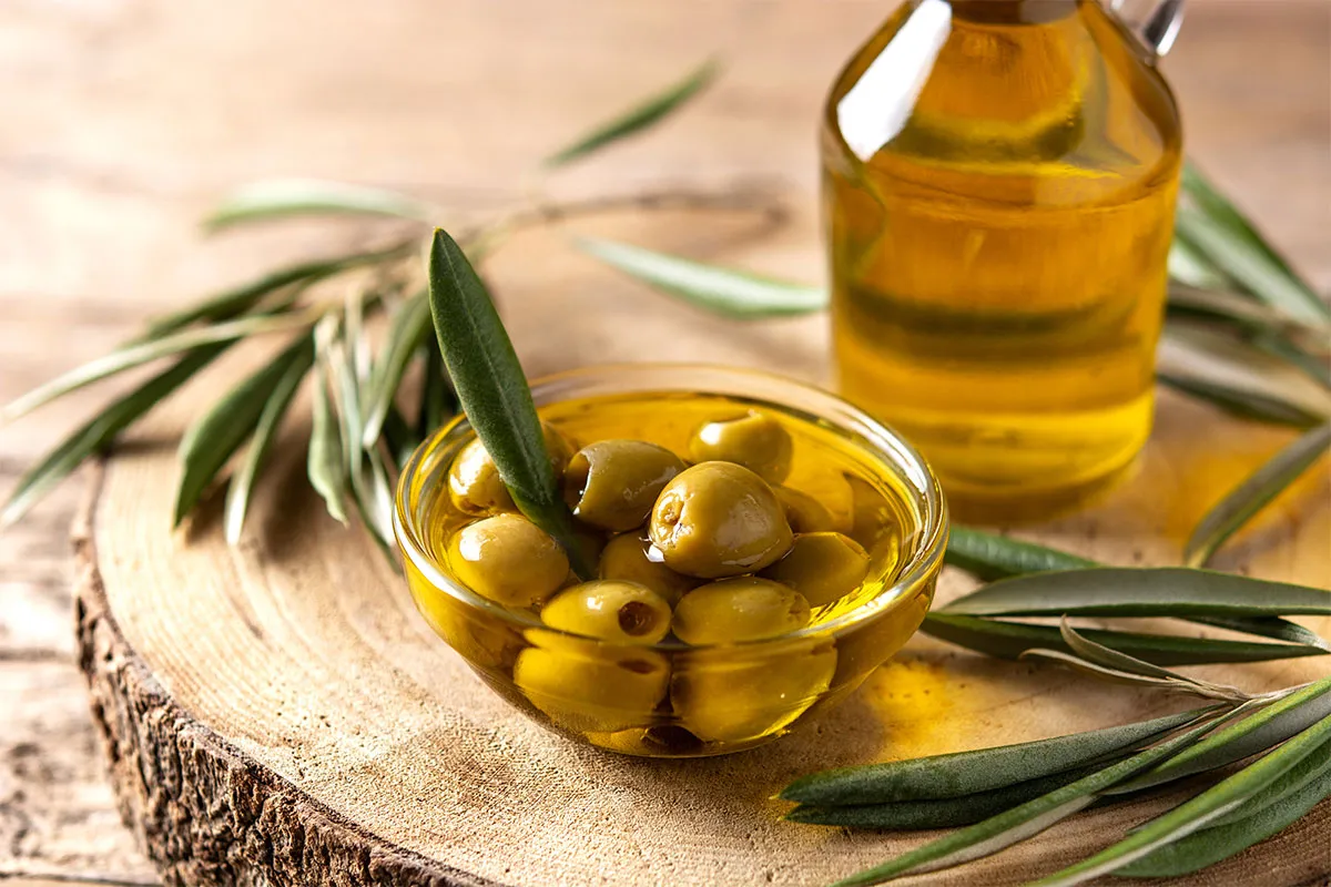 8-olive-oil