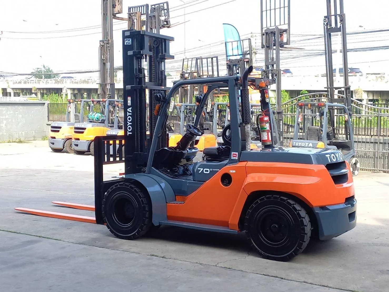 8FD70N