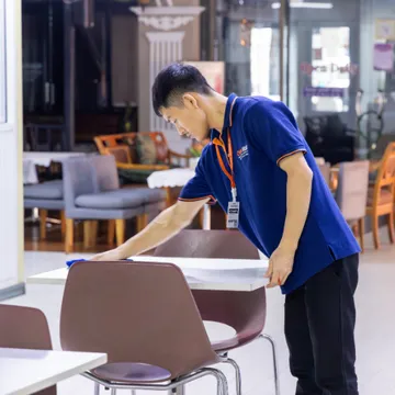 หาแม่บ้านห้าง