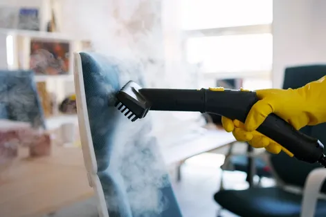 chair-cleaning