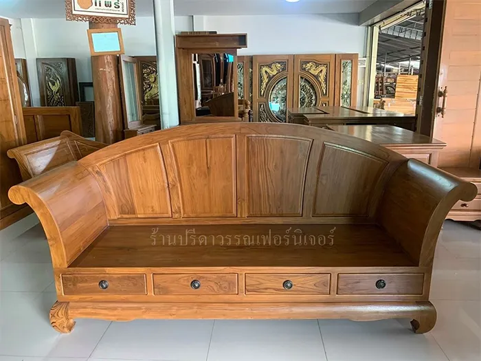 โซฟาเจ้านาง