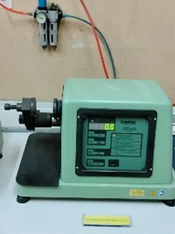 UNIVERSALSANDSTRENGTHMACHINE