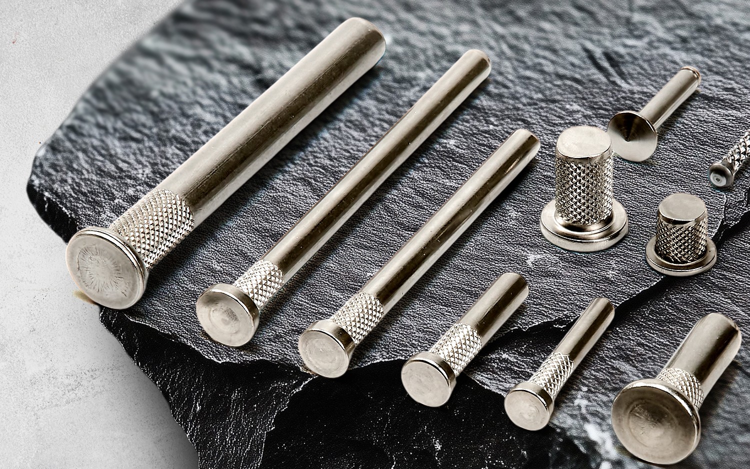 Pins--หมุดย้ำและสลักพิน