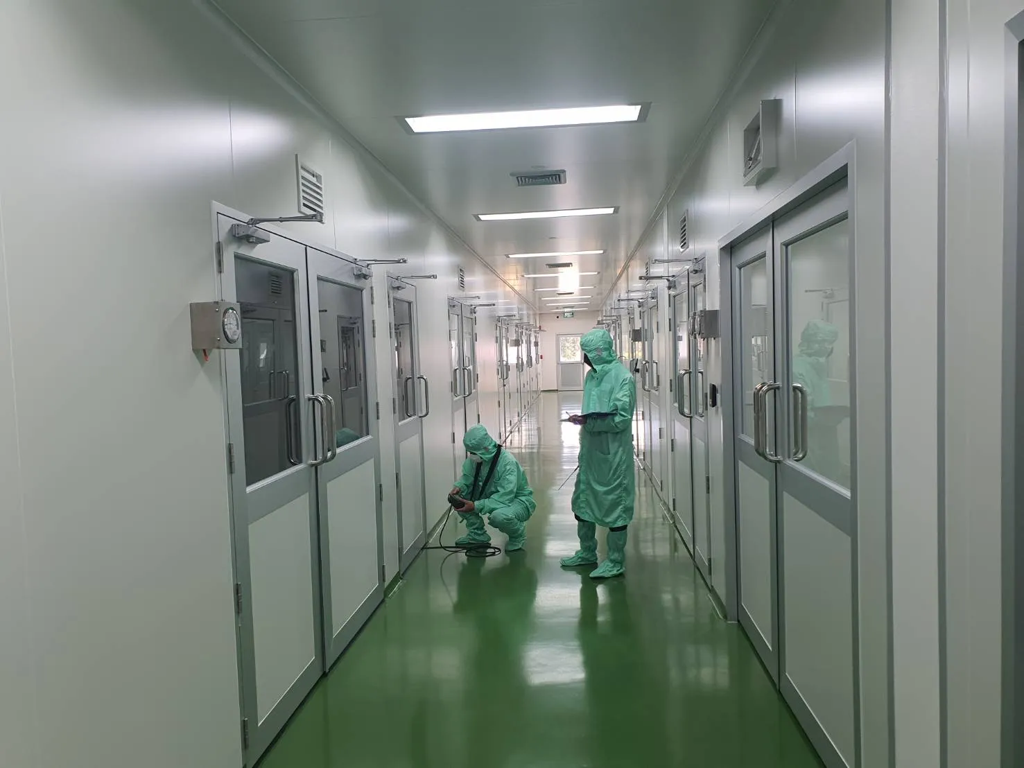 iso-class8-cleanroom-pharmaceutical-production