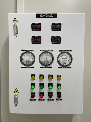 cleanroom-control-panel
