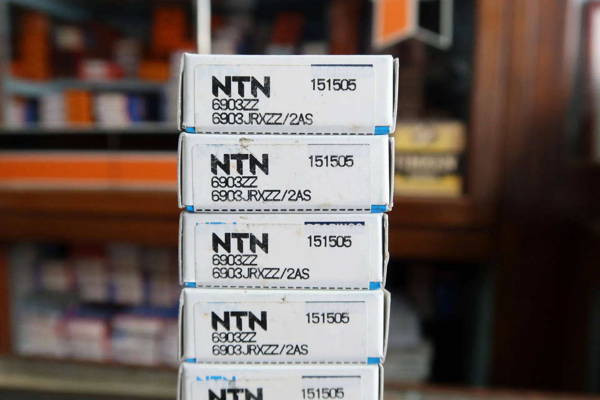 NTN6903