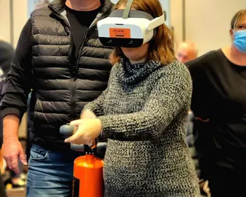 VR-EXTINGUISHER(2)