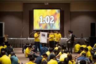 LEK06009