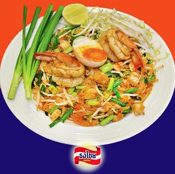 ผัดไทยเส้นจันท์-มันกุ้ง-กุ้งสด-ไข่เค็ม