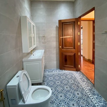 1753882cusniba1536060541612