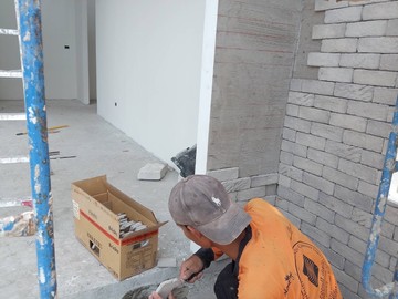 562725655616422441