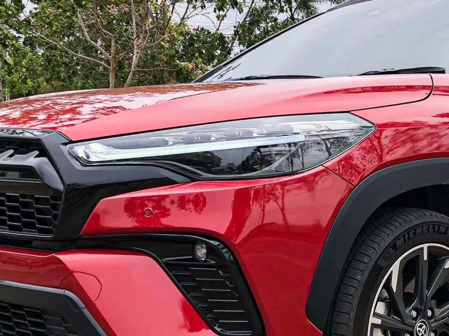 10ToyotaCorollaCrossHEVGRSport(11)