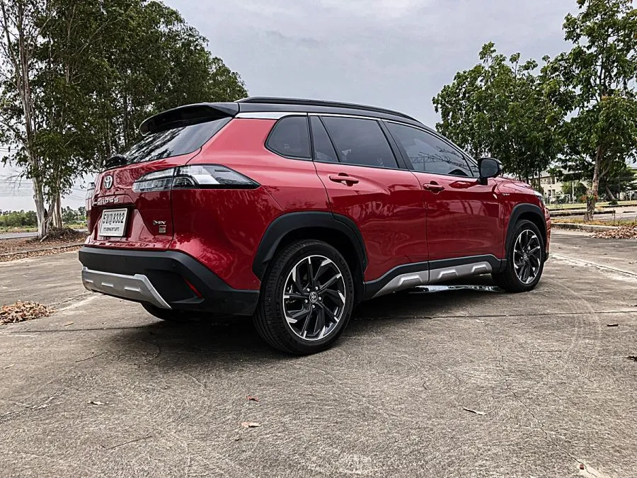 2ToyotaCorollaCrossHEVGRSport(3)