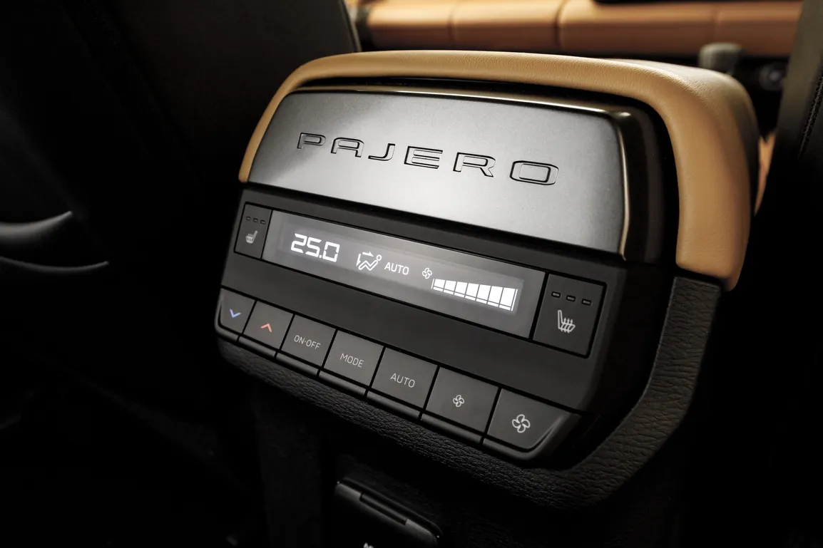 14 All-New Mitsubishi Pajero_Feature