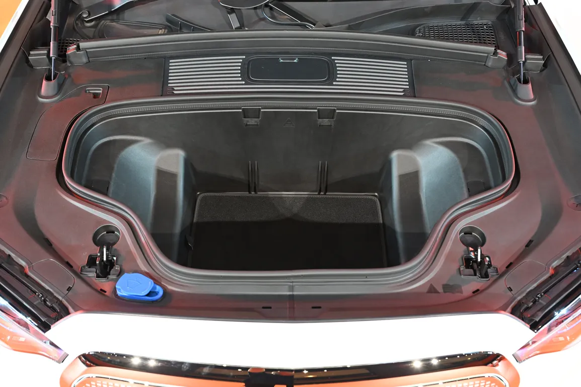 MBTh_The all-new electric GLC Preview (29)
