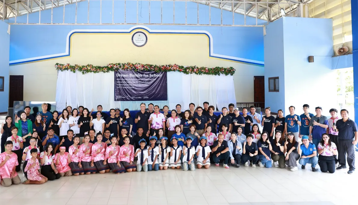 FordDreamBuilderforSchool01