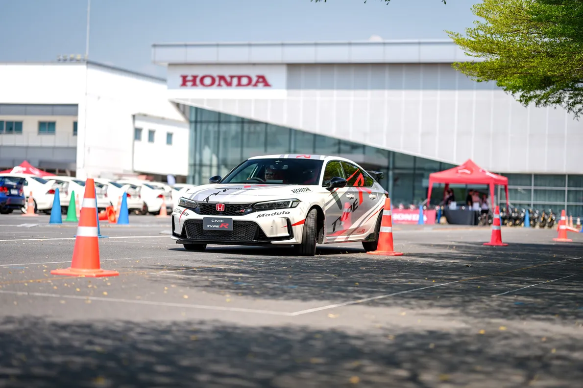 HondaCivicTypeRFanMeet_sharp_2(34)