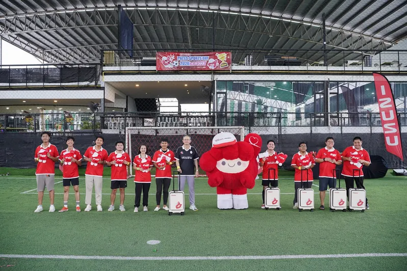 26. มอบรางวัล ISUZU - PRESS UNIVERSE
