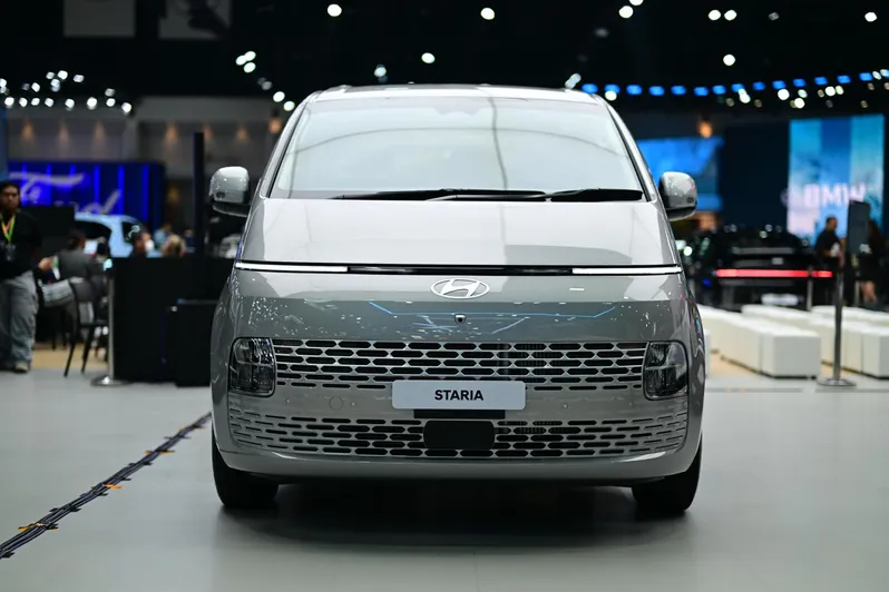 HyundaiSTARIAElite2