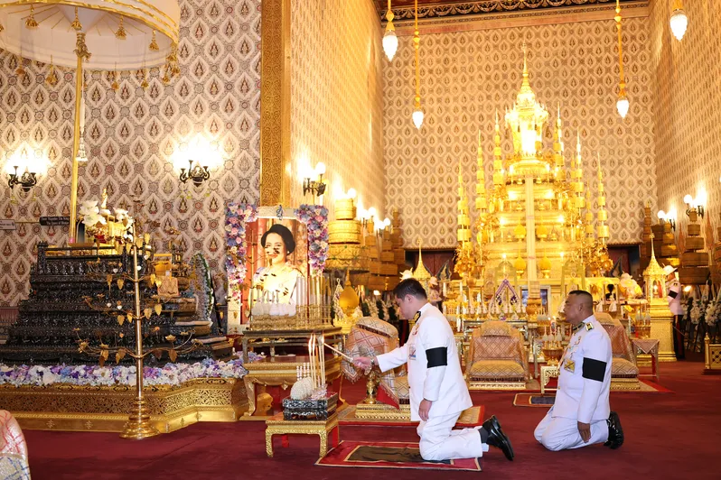 IsuzuGroupandTriPetchGroupHostedtheRoyalFuneralChantingCeremonyforHerMajestyQueenSirikitTheQueenMother4