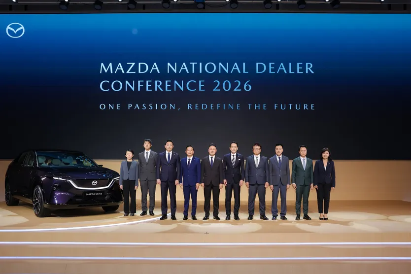 MazdaNationalDealerconference01