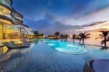 โรงเเรม-2