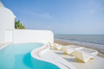 BeachFrontPoolVilla(5)