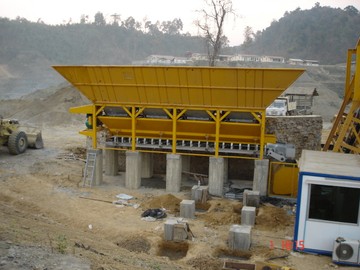 Aggregatehopperwith4compartmentsresize