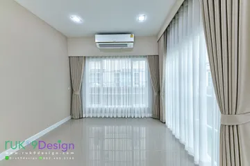 DSC805458