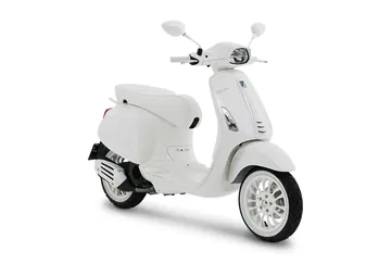 JUSTIN-BIEBER-X-VESPA-150-1
