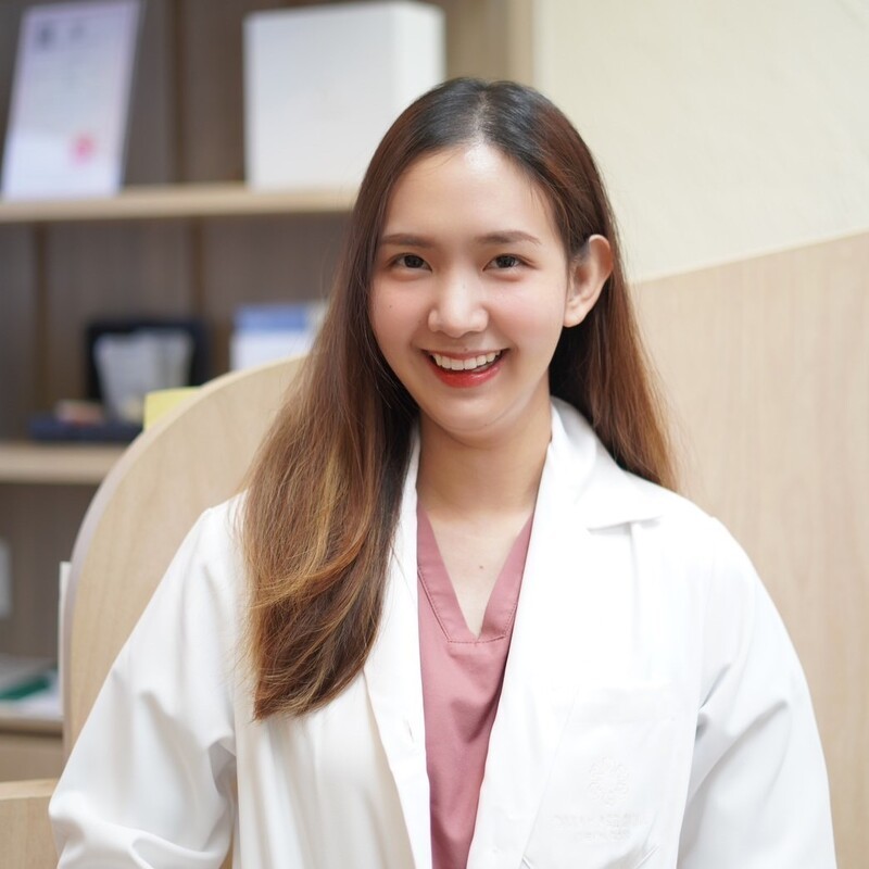 Dr. Thitiporn Ngamlertwong 